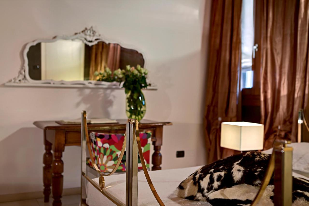 Il Vicolo Aparthotel ヴェローナ エクステリア 写真